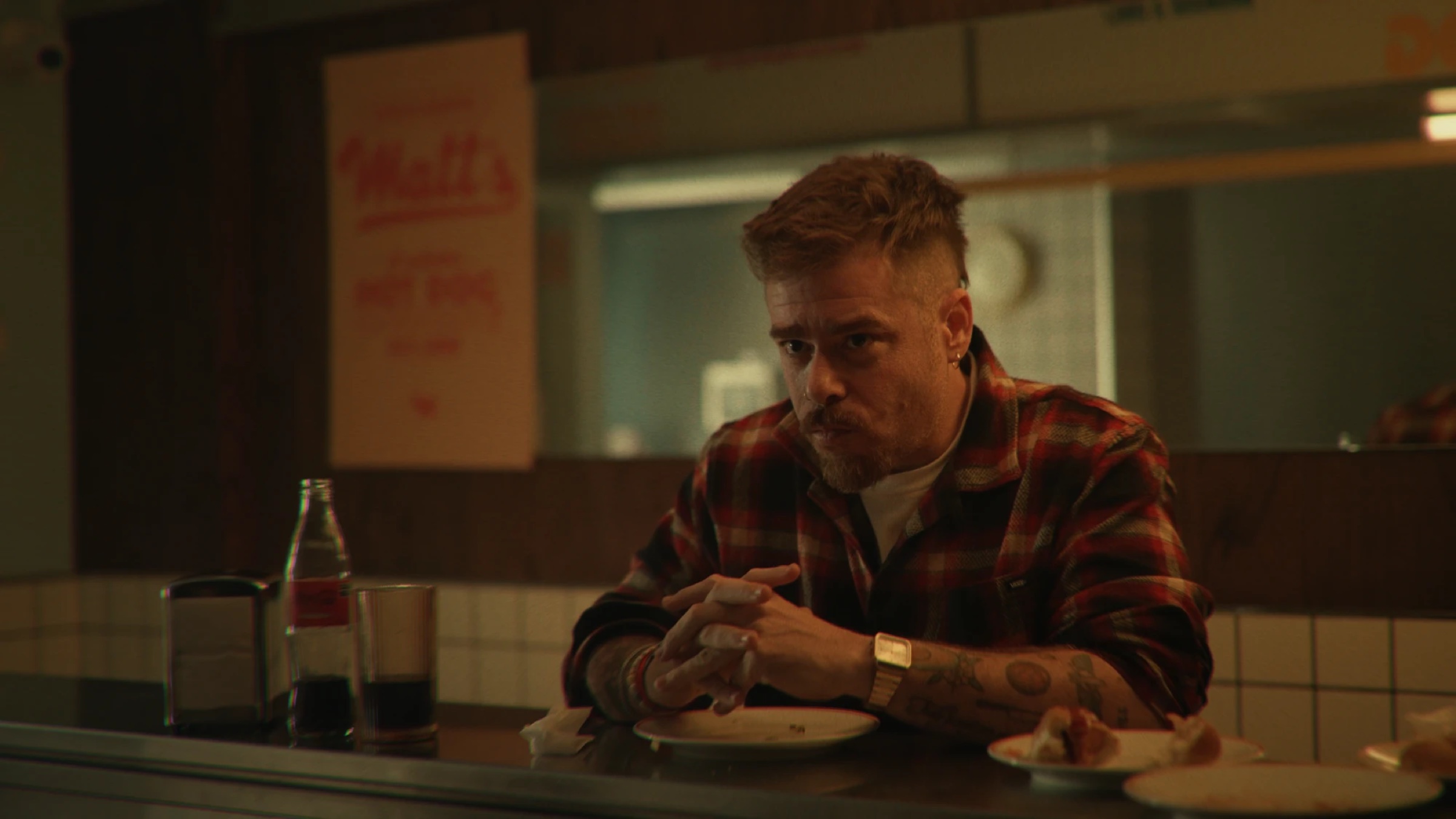 Spot para Matt's con Miguel Granados, después del color grading: tonos cálidos