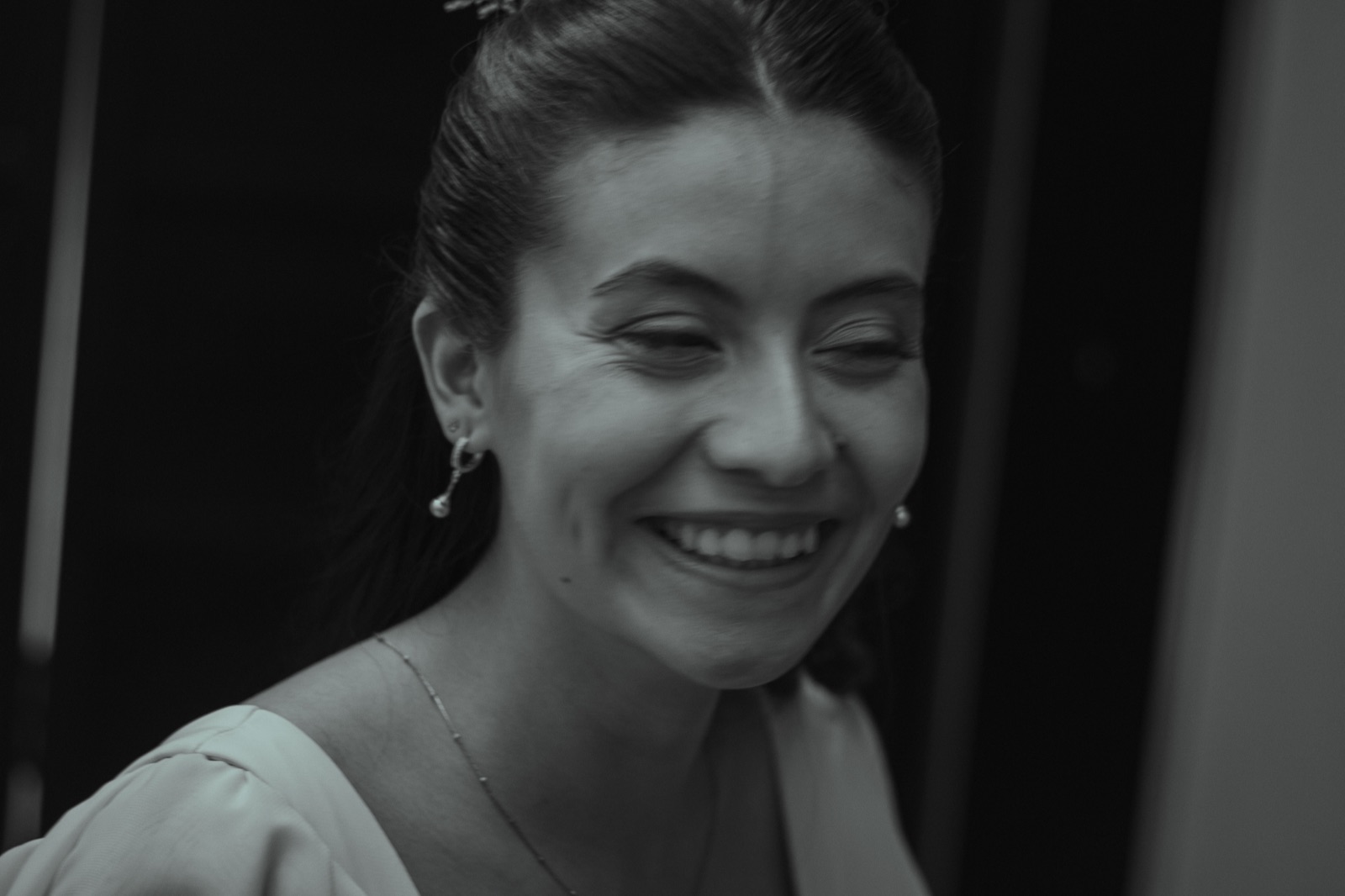 Marcos y Abril, fotografía de boda en blanco y negro